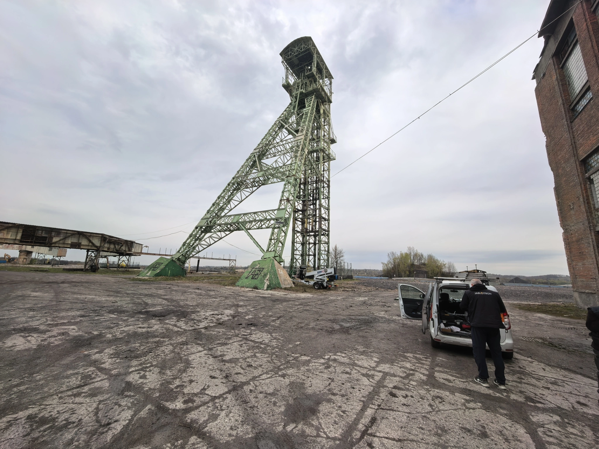4G camera monitoring for the demolition of the Lazy mining site
